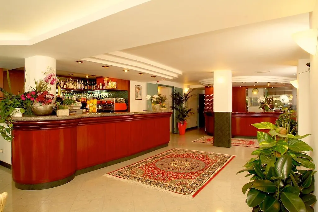 Hotel Lanzoni Cervia